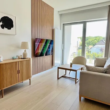 Moonlight Apartment 40M Od Plazy Ustronie Morskie Esterno foto